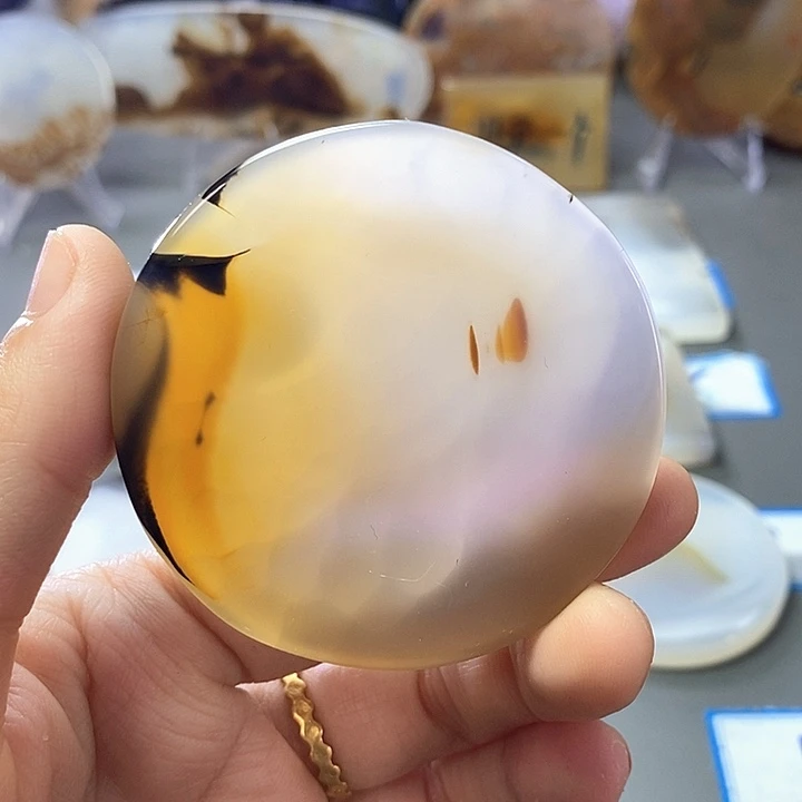 玛瑙/玉髓未镶嵌珠宝半成品