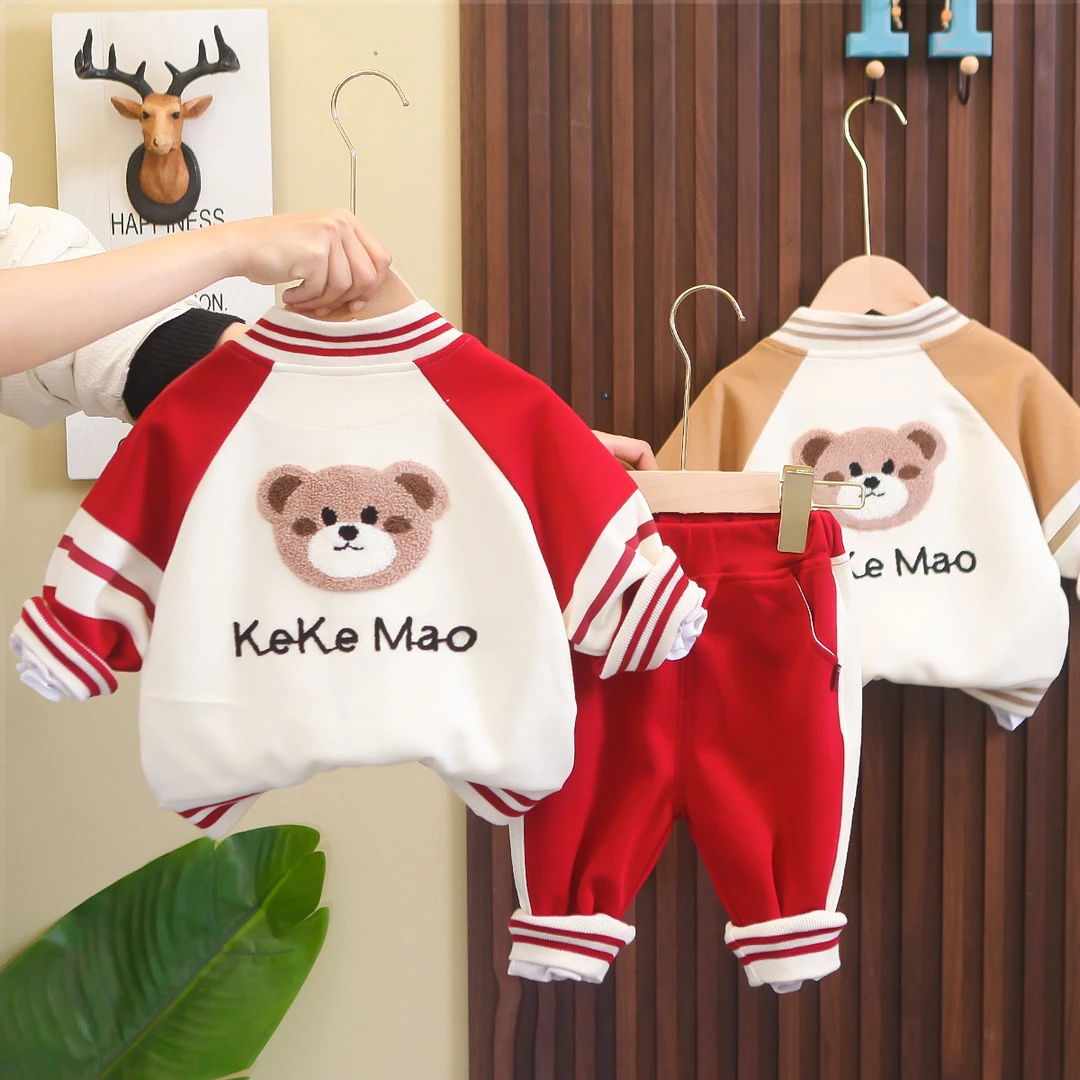 春装洋气新款婴儿童卡通休闲棒球服三件1-3岁高档女童装6岁