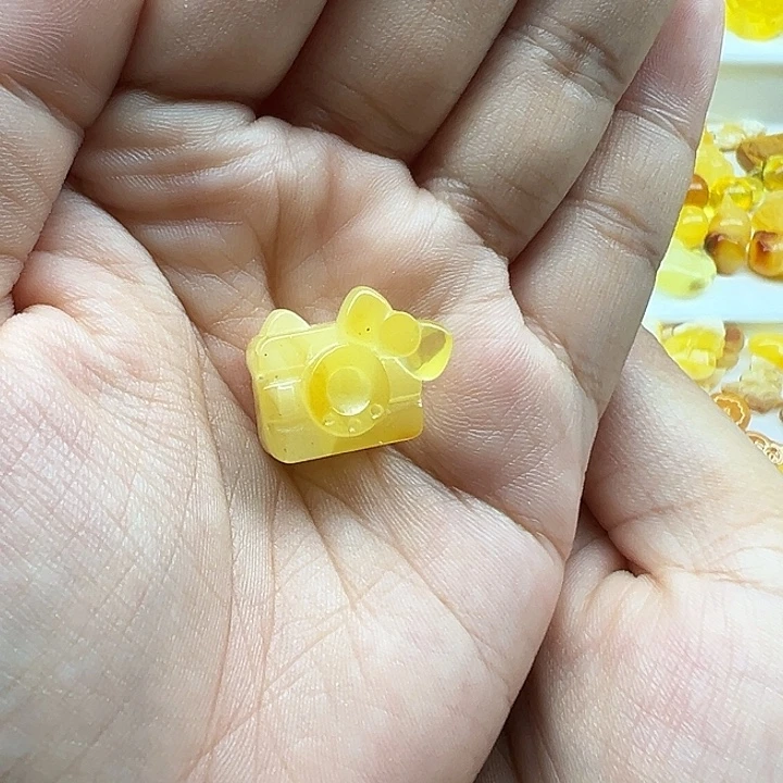 琥珀未镶嵌珠宝奇石照相机打孔不退换