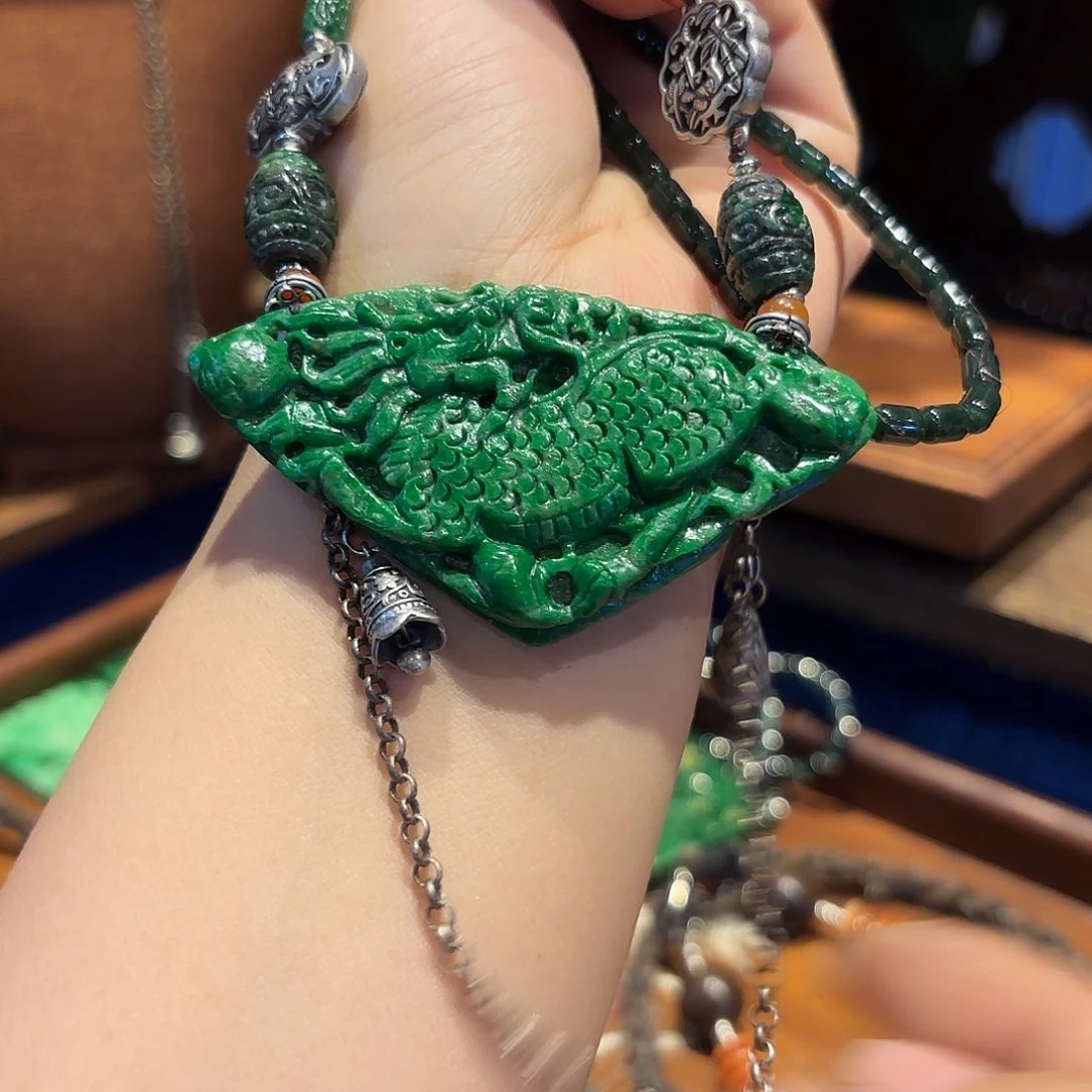 翡翠颈饰未镶嵌原创