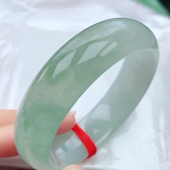 翡翠手镯未镶嵌52圈口100160
