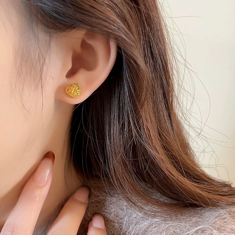 铜合金耳饰 富贵镂空爱心耳钉女复古高级感耳环秋冬百搭耳饰E2351