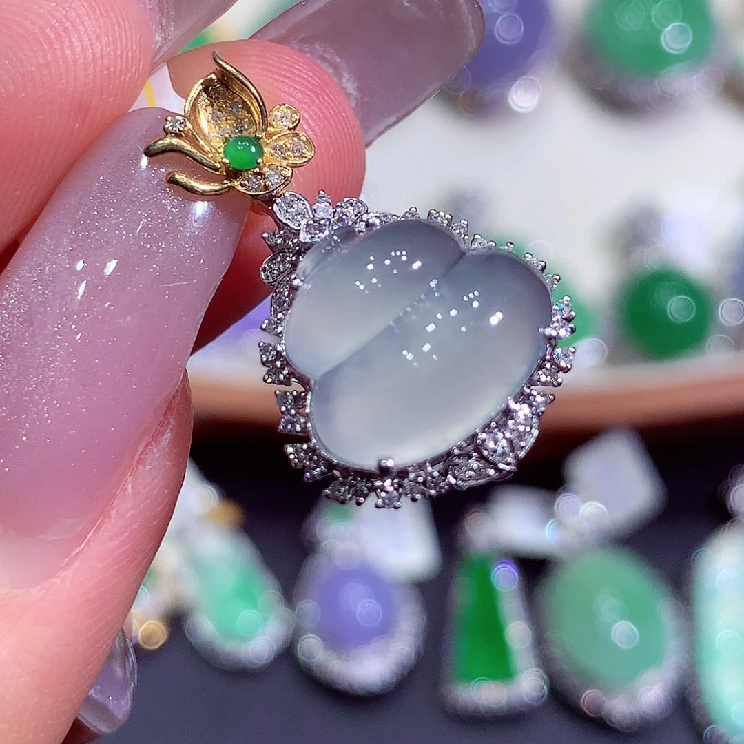 翡翠18K金镶嵌吊坠(不含链)