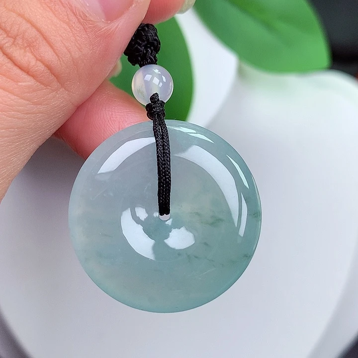 颈饰未镶嵌翡翠平安扣 28.4，6.2mm