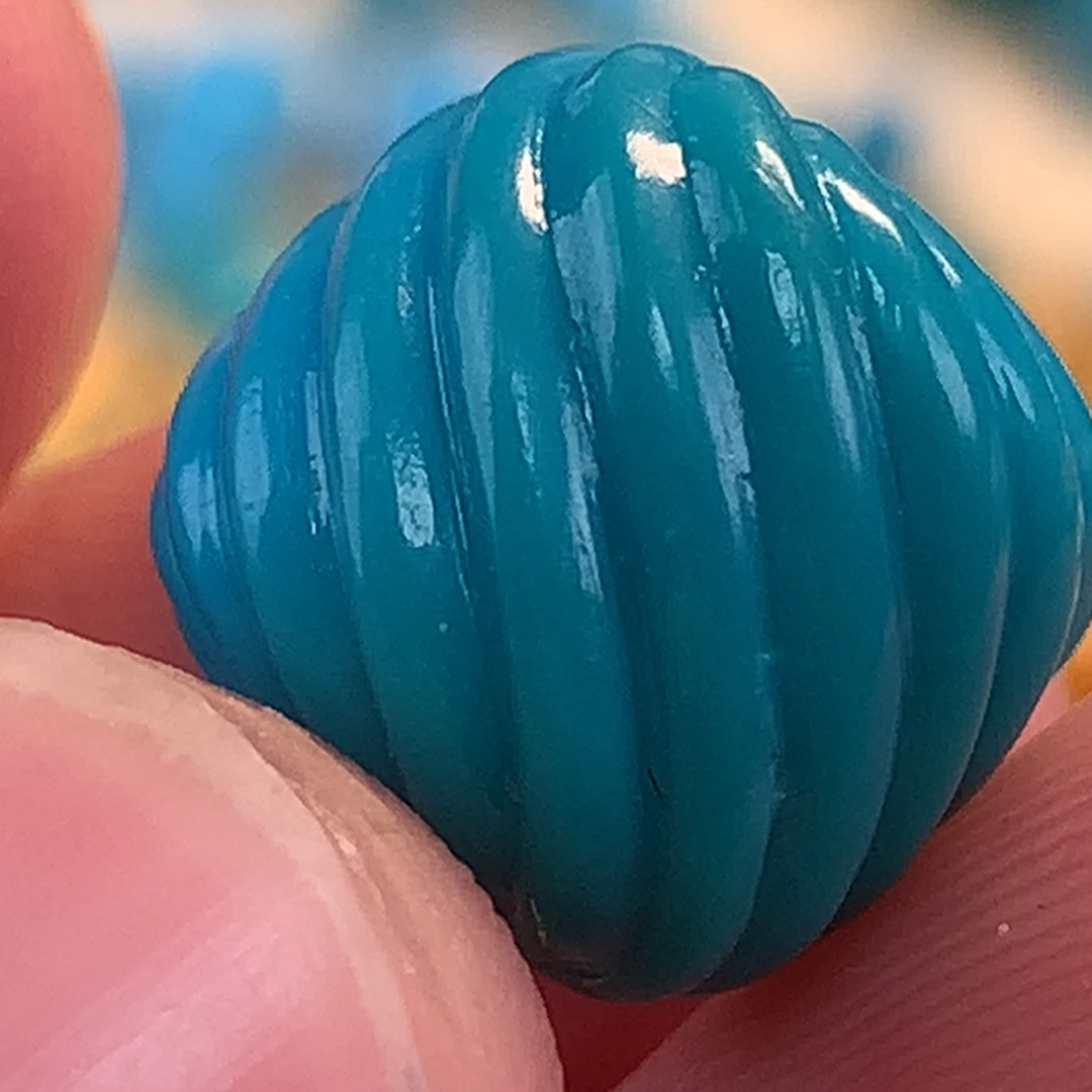 绿松石未镶嵌珠宝奇石12m有俏色