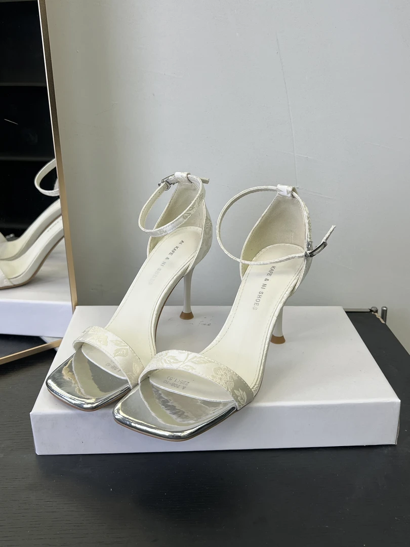 (8厘米）708-10米色细跟高跟鞋时尚舒适