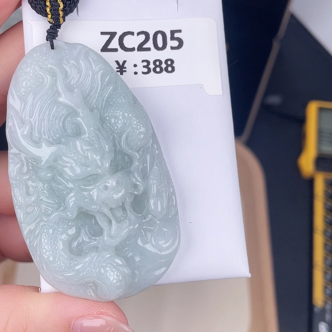 翡翠未镶嵌颈饰zc205