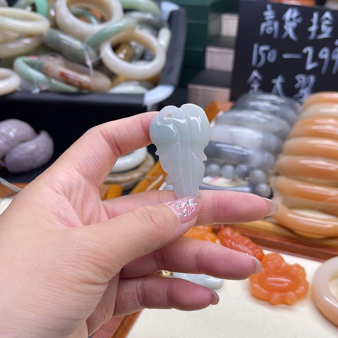 *****石英质玉未镶嵌手镯