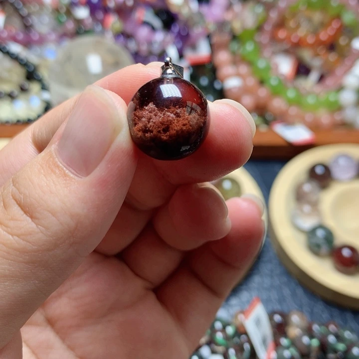 未镶嵌吊坠(赠链)水晶