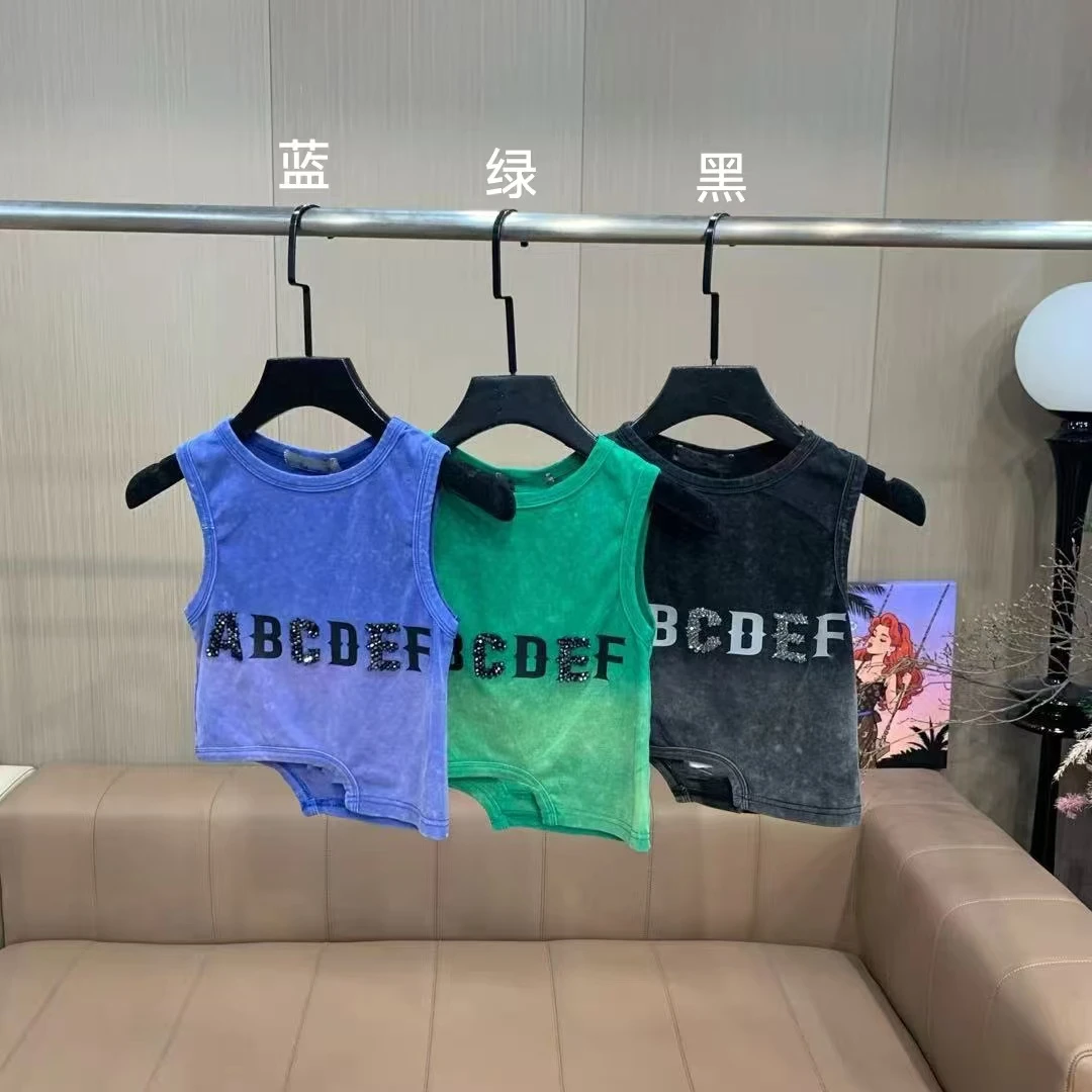 DACPAN-“无畏之心”重工渐变字母无袖上衣 2025/盼·PP 2289