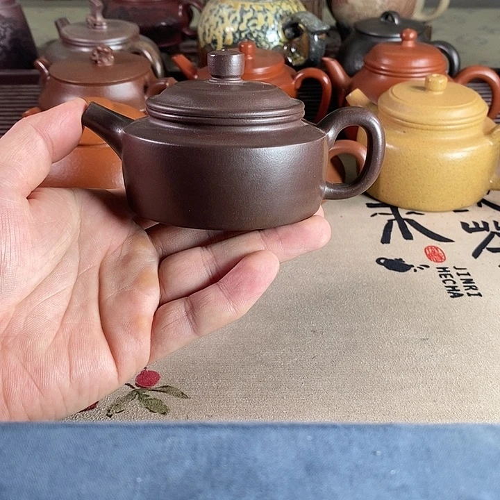 茶壶紫砂紫砂的微瑕