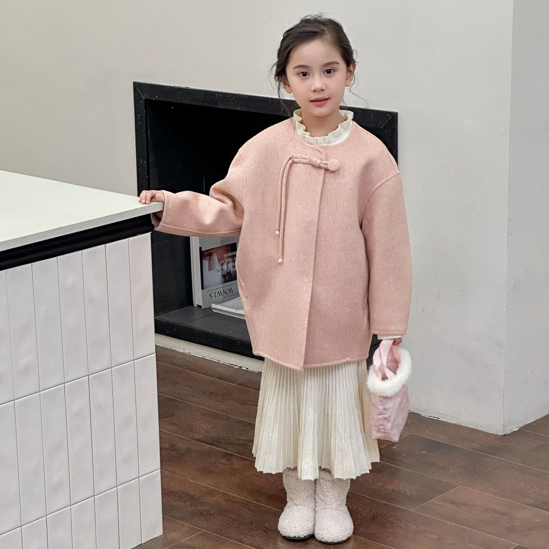 粉色无领可爱风童装绵羊毛 双面羊毛大衣外套网红时尚加厚气质