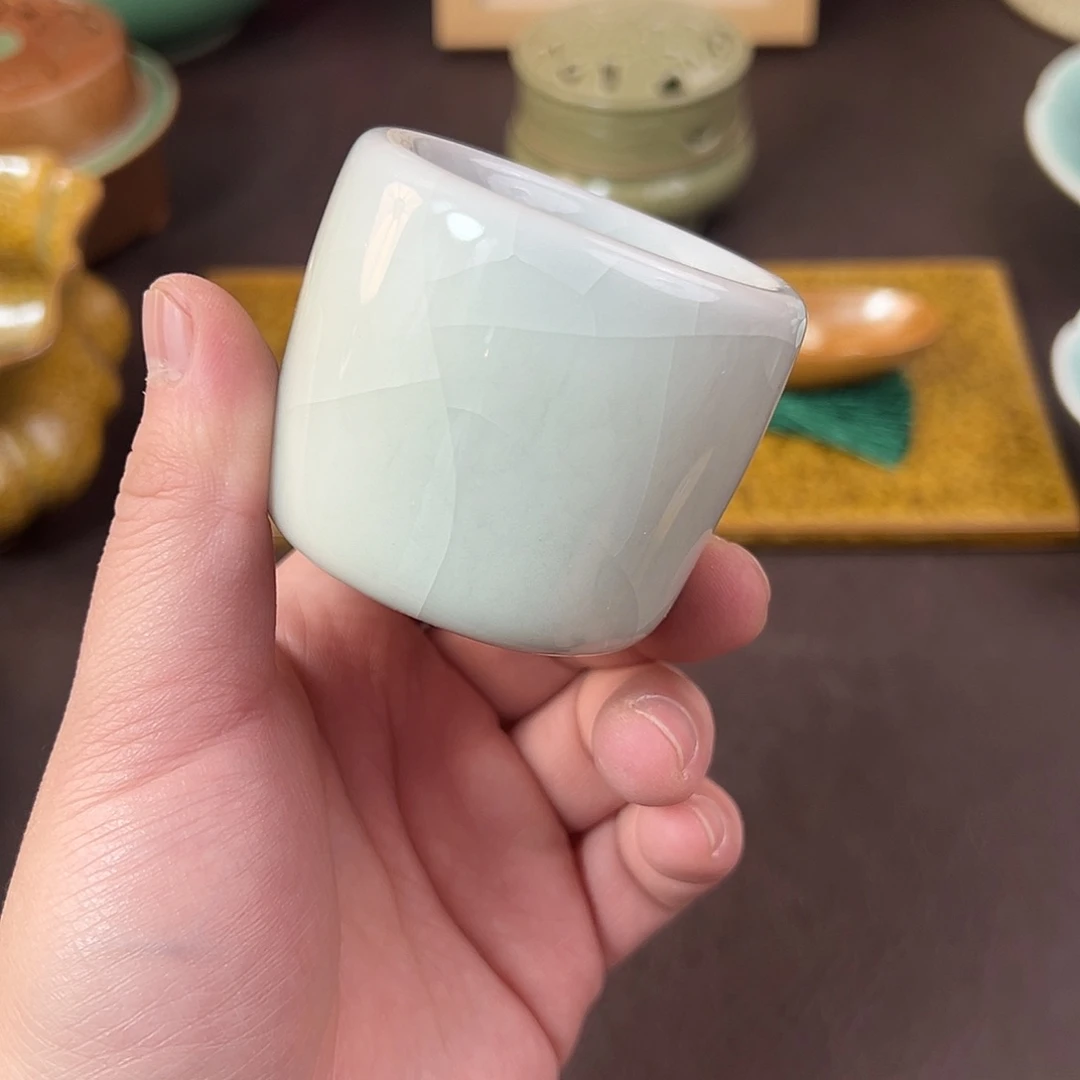 青瓷茶器青瓷茶器微瑕