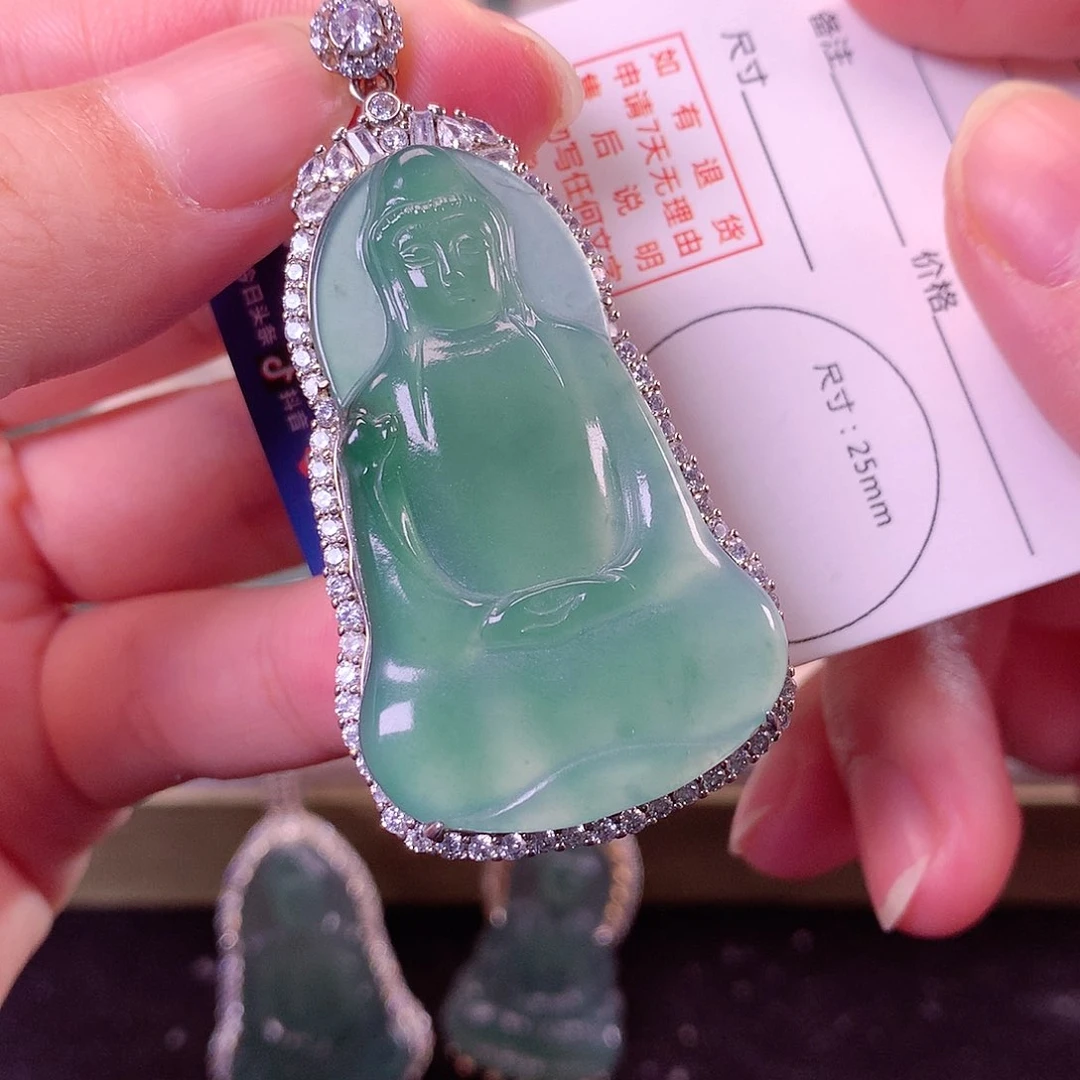 翡翠颈饰银S925镶嵌翡翠