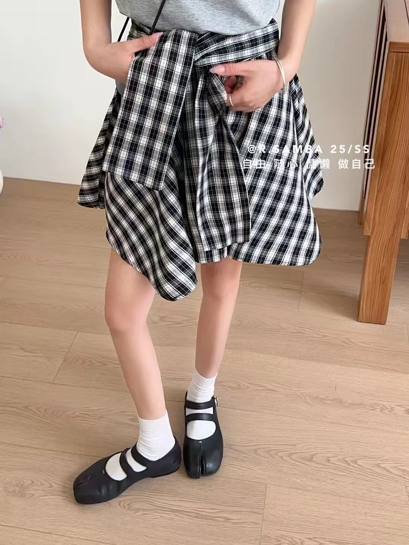 韩版气质格子短裙