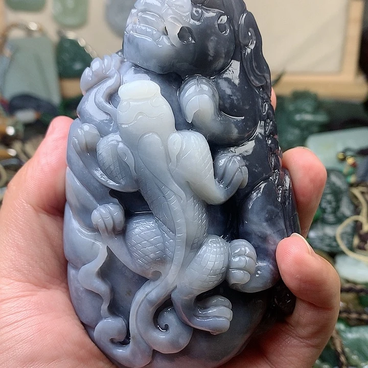 未镶嵌和田玉挂件天***秋