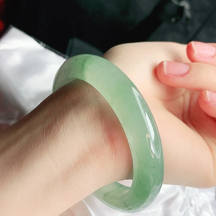 翡翠未镶嵌手镯缅甸天然a货翡翠手镯64号