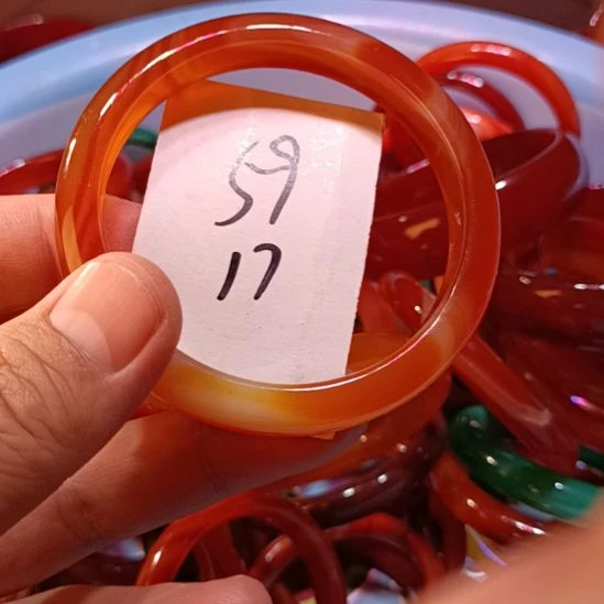 玛瑙/玉髓未镶嵌手镯