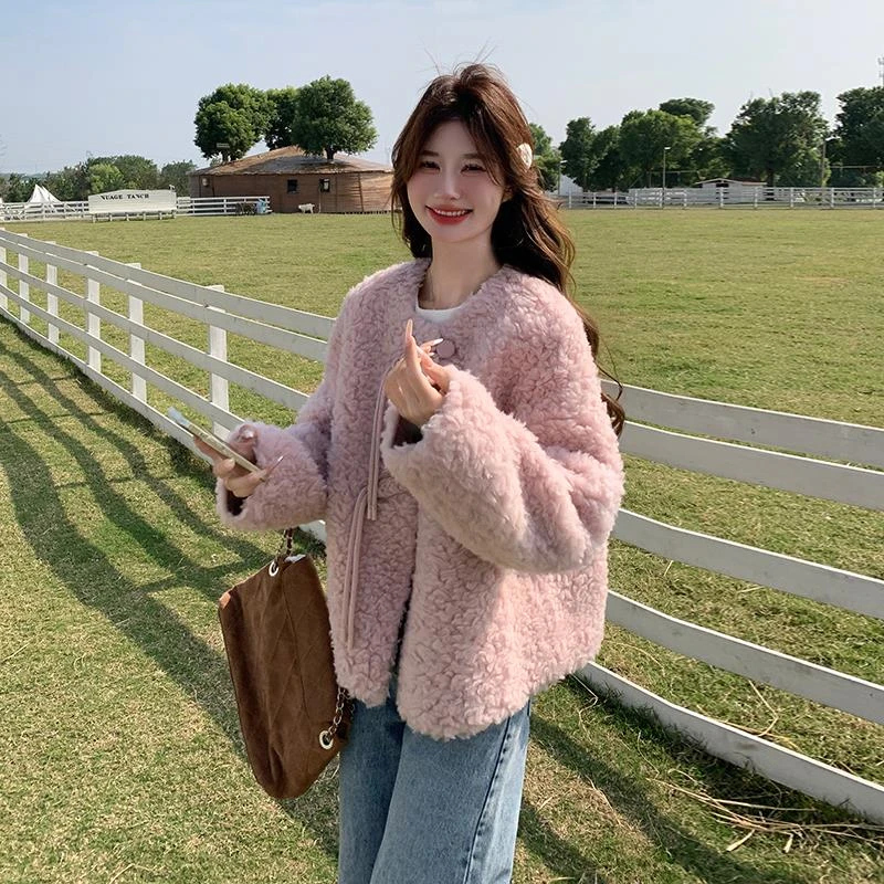 粉色小香风羊羔毛厚外套女2024新款爆款秋冬超好看短款毛绒绒上衣