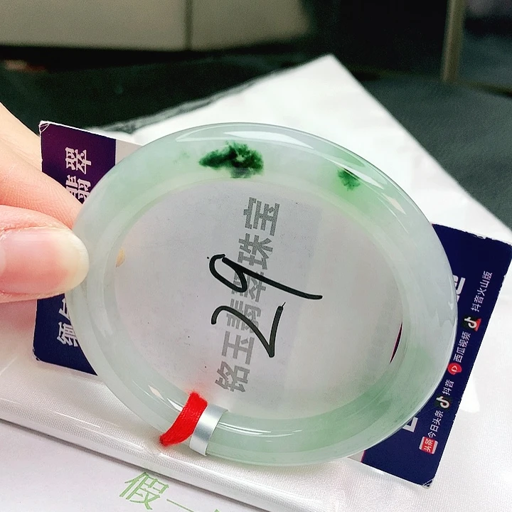 翡翠未镶嵌手镯缅甸天然a货翡翠手镯