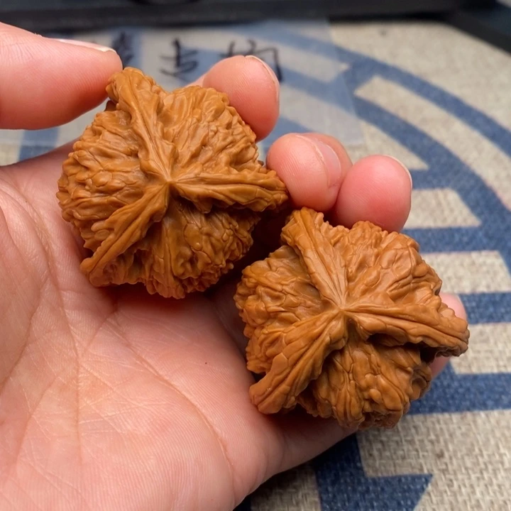 吊坠文玩核桃松*醉三棱