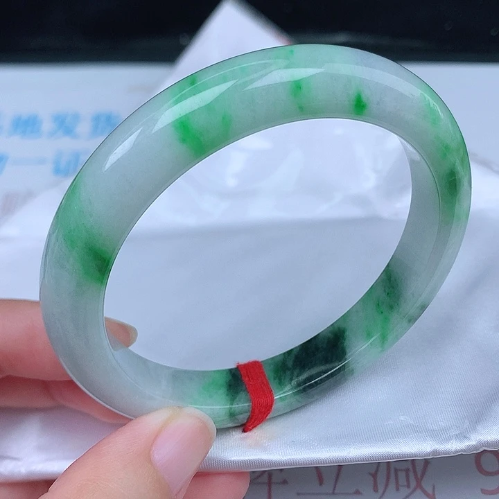 未镶嵌手镯翡翠天然