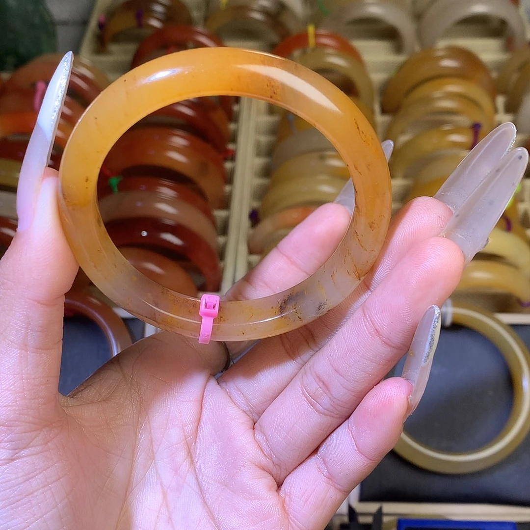 石英质玉（黄龙玉）未镶嵌手镯