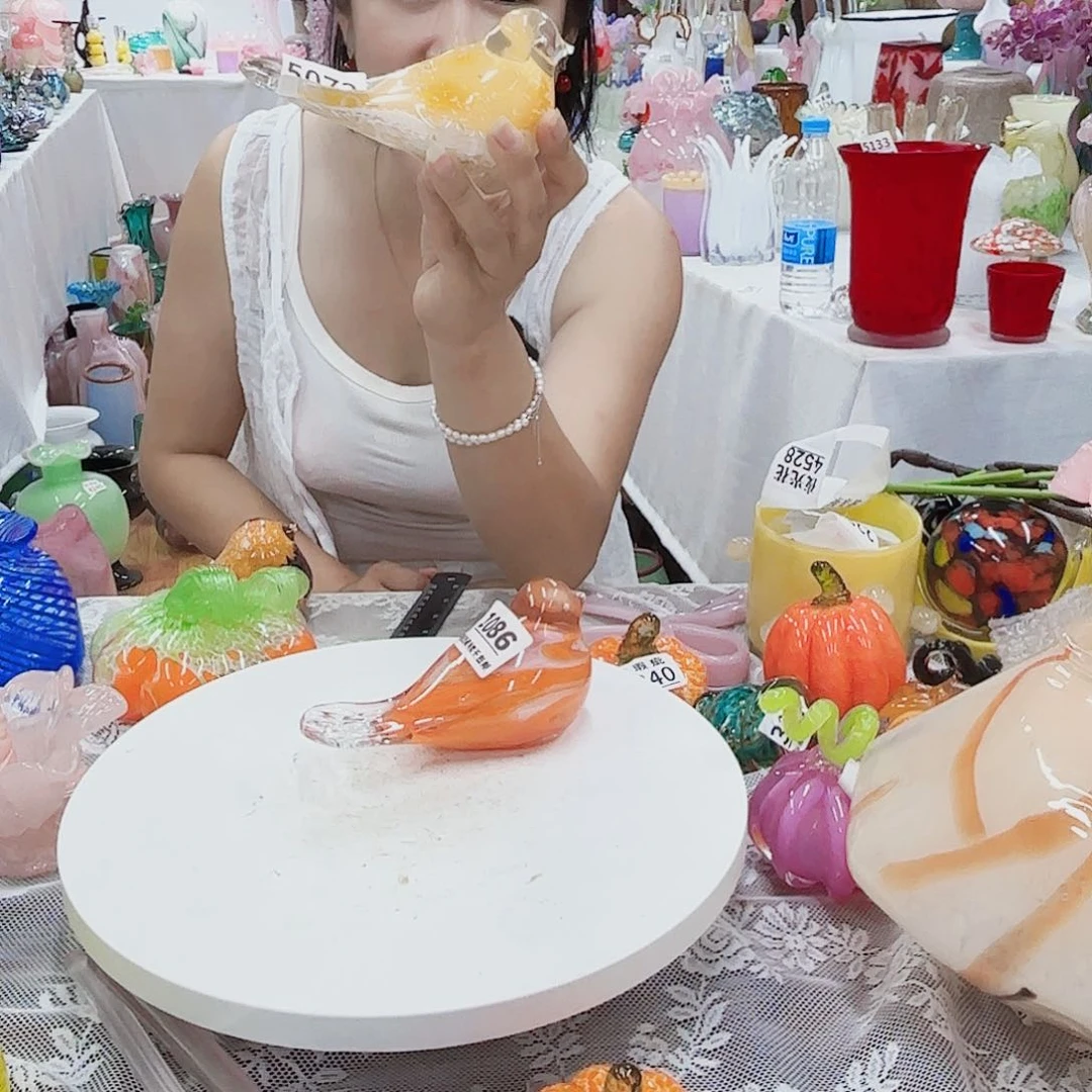 1086 安妮花瓶摆件