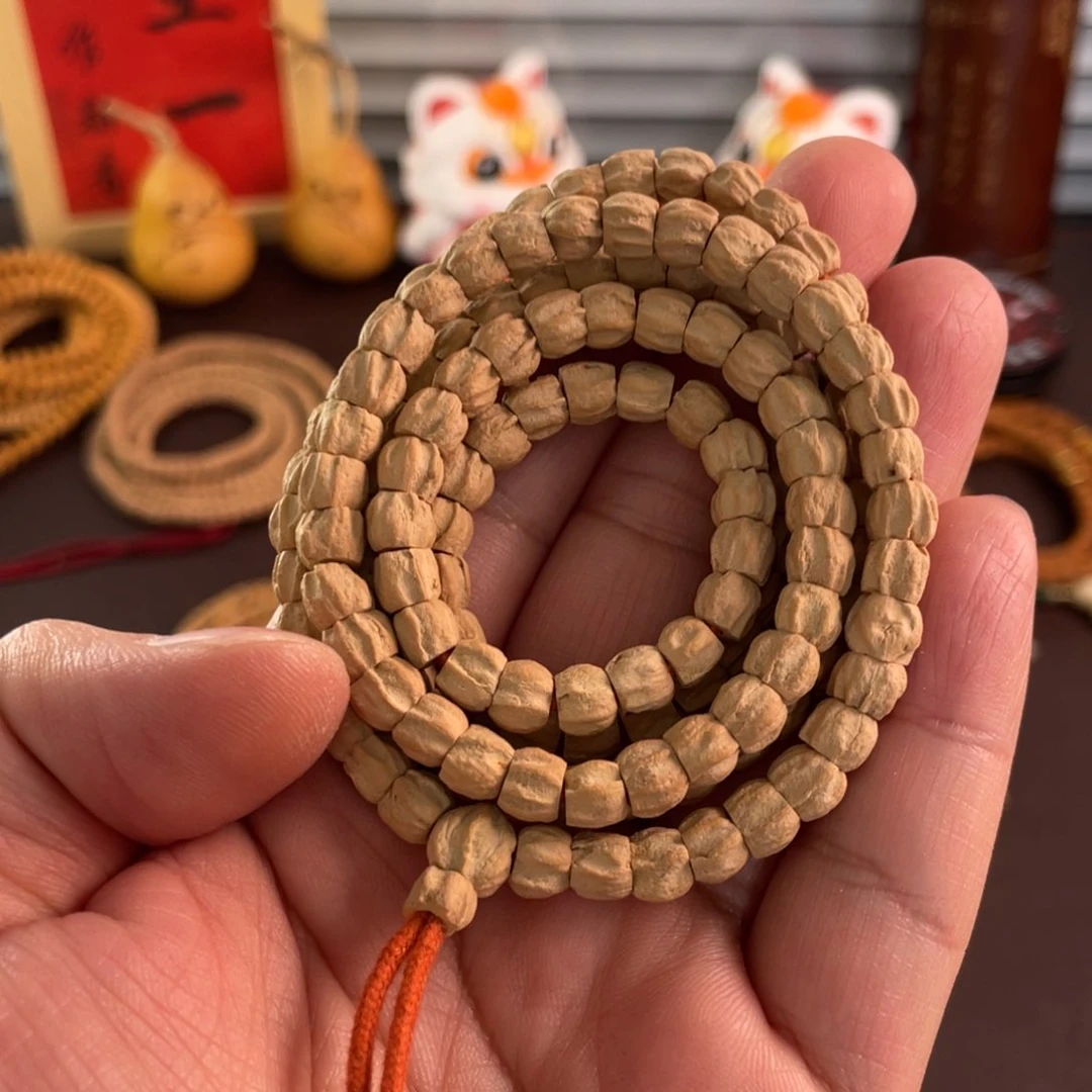 柏香籽/百香籽吊坠?***生龙脊粉油皮肠