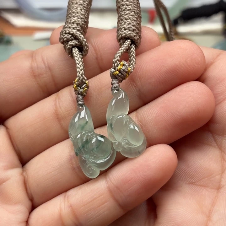 翡翠未镶嵌颈饰天然翡翠a货