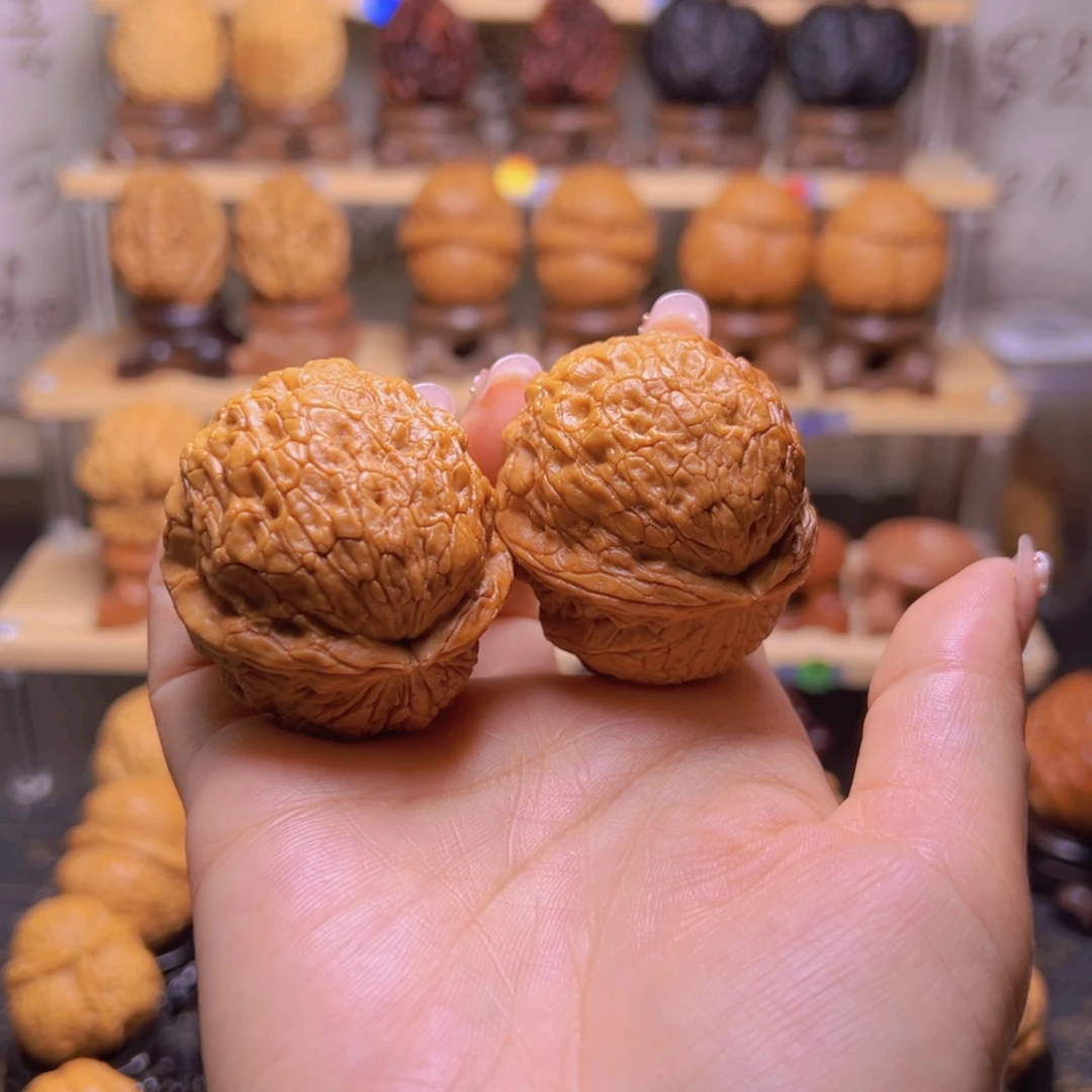 吊坠桃核金丝绣球H18、44……