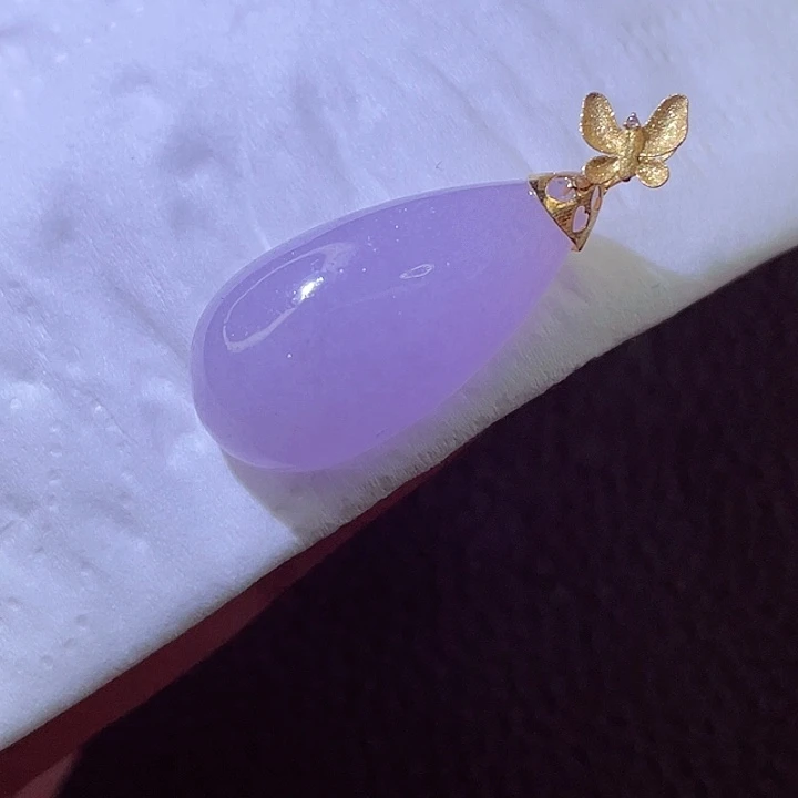 翡翠18K金镶嵌颈饰翡翠