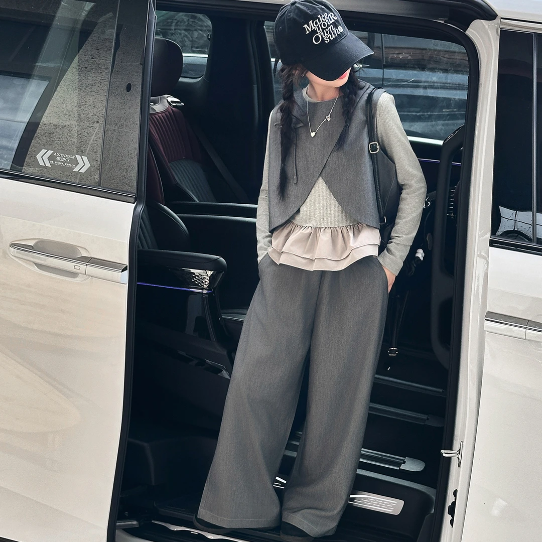 女童秋装套装2025新款中大童洋气时髦马甲打底衫儿童春秋季三件套