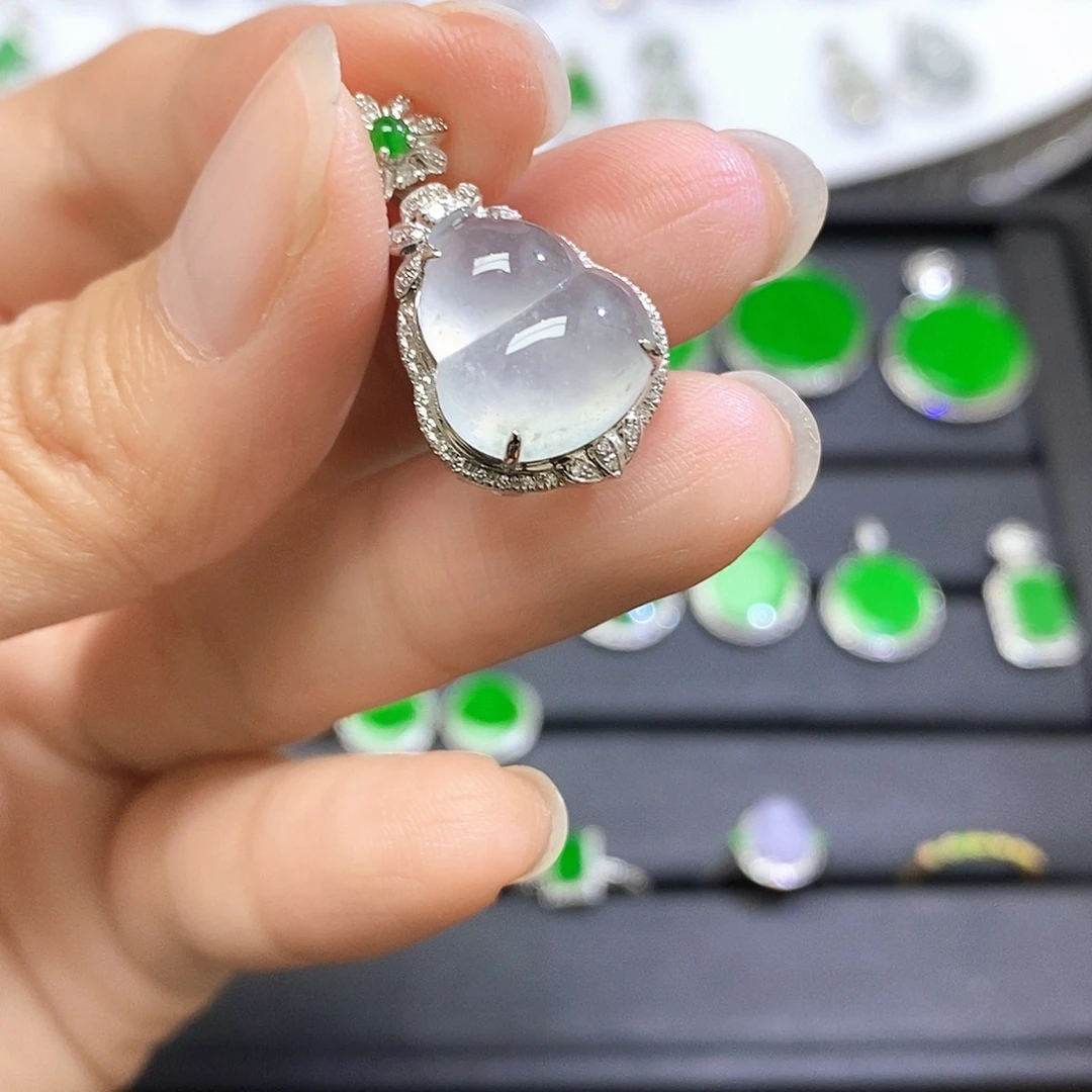 翡翠18K金镶嵌吊坠(不含链)