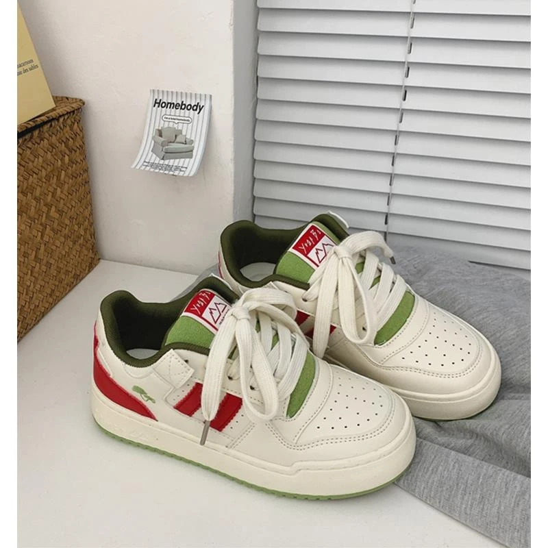 港风休闲小白鞋春季新款学生鞋女时尚潮复古运动板鞋女鞋