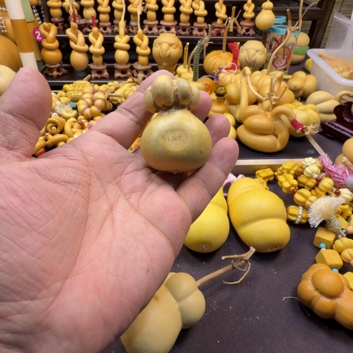 洋***娃精品莲花头一把抓