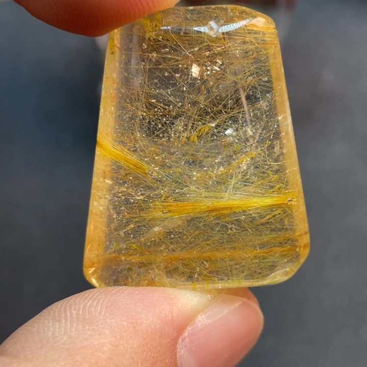 水晶颈饰未镶嵌立*