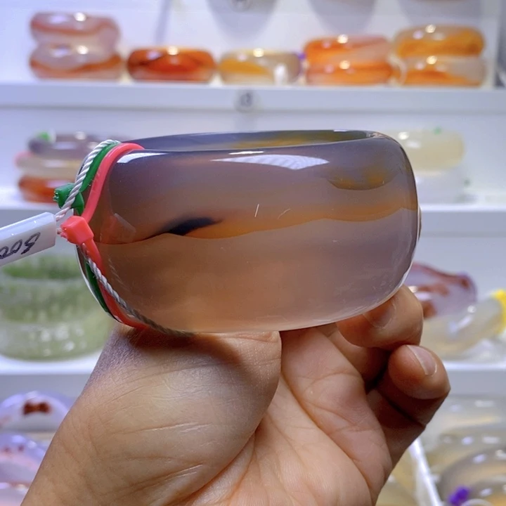 玛瑙/玉髓手镯未镶嵌雨**灵