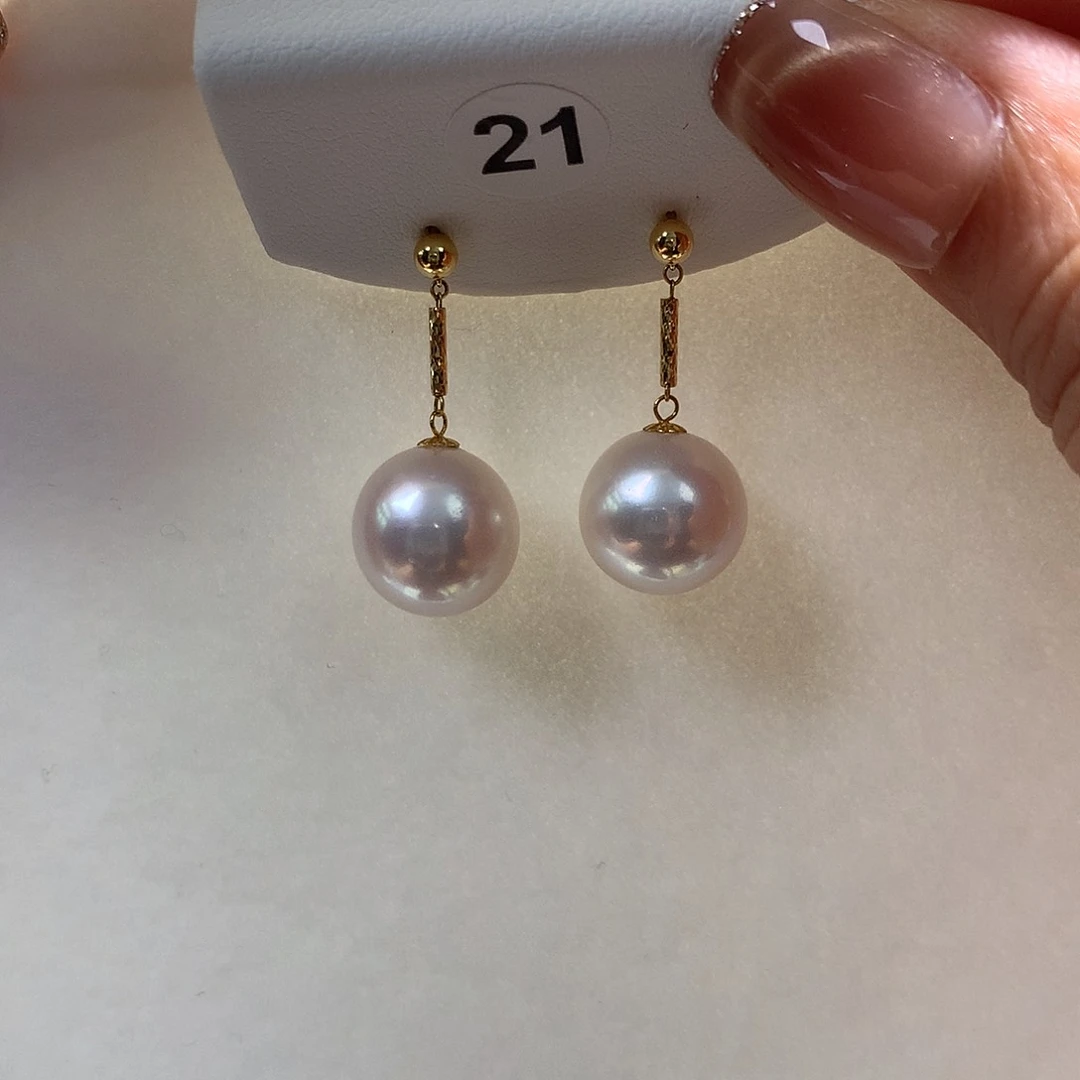 18K金镶嵌淡水珍珠耳饰