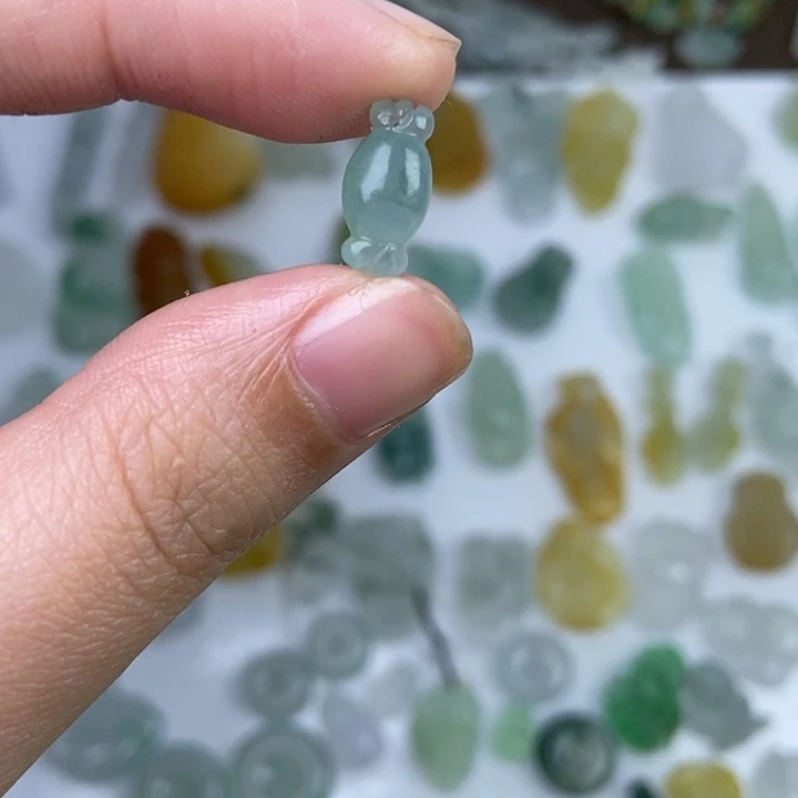 定制翡翠未镶嵌糖果