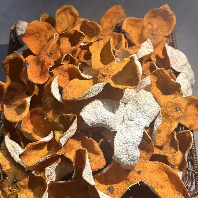 (2025大红皮)浦北县平睦镇良村老树（25树龄）