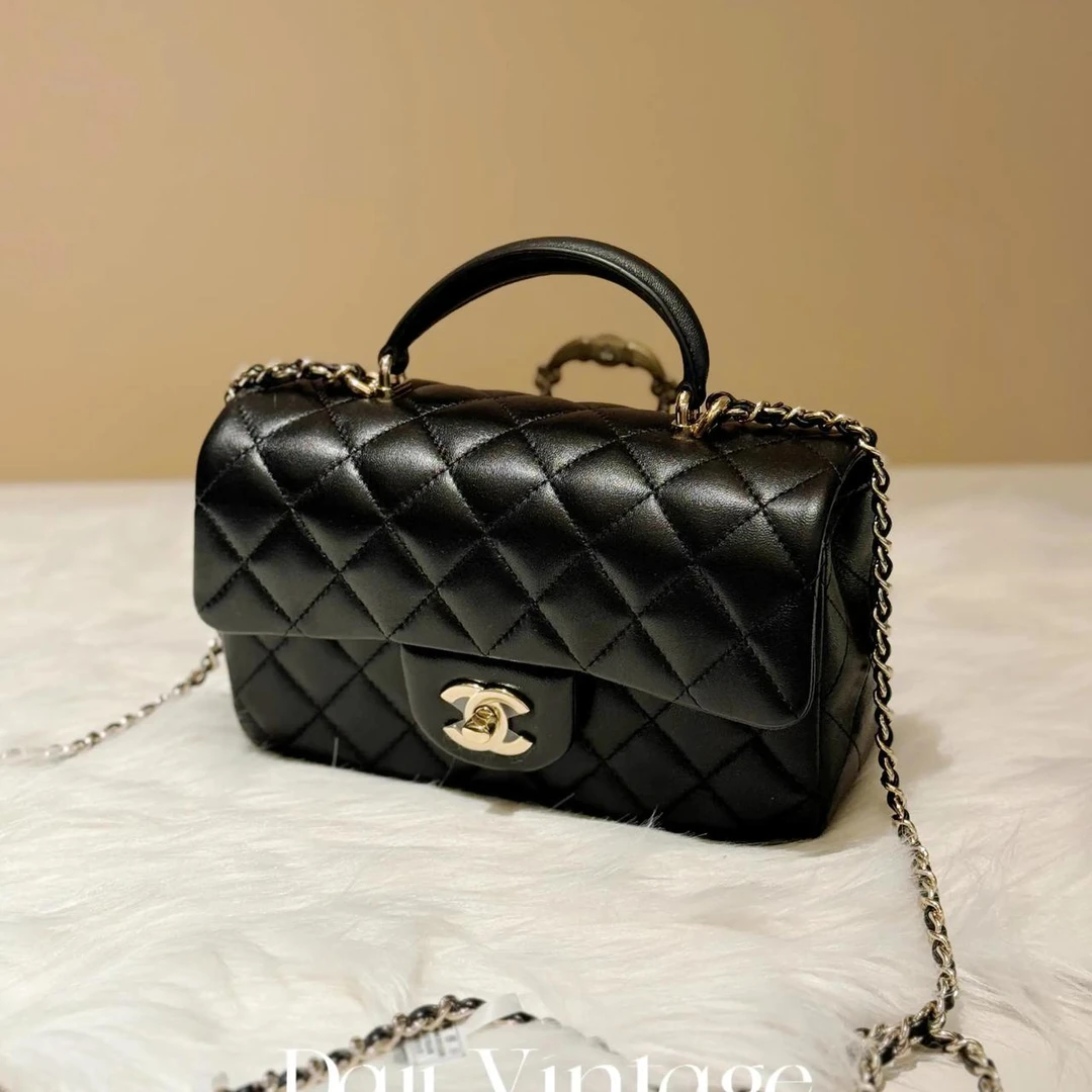 99新 Chanel/香奈儿 大吉中古Chanel香奈儿黑金手柄大mini斜挎包