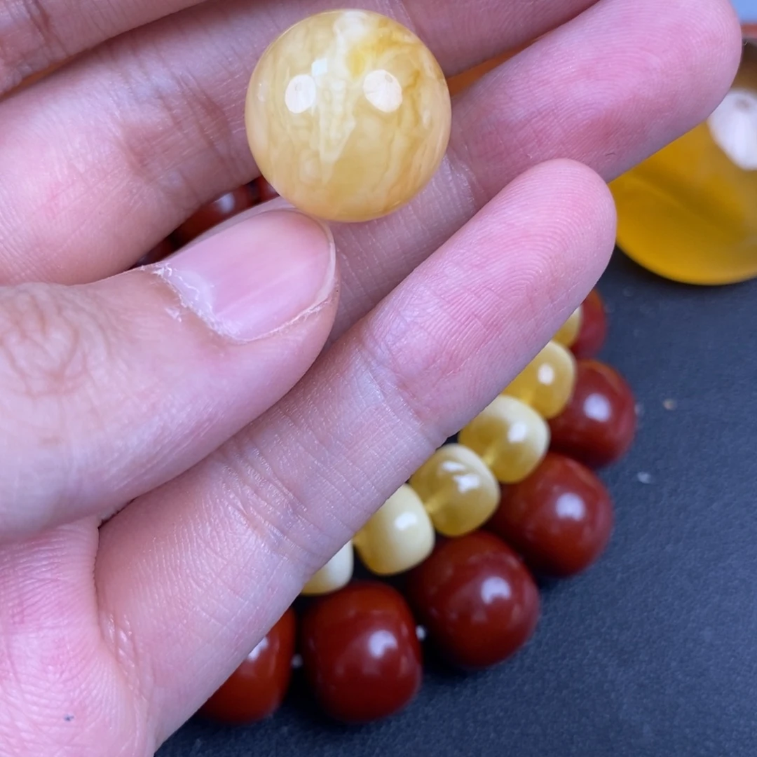 琥珀未镶嵌裸石微瑕27