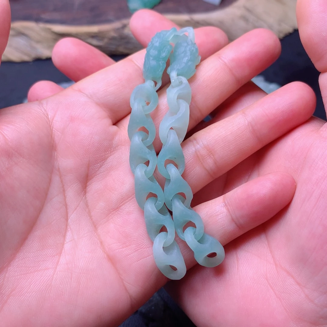 定制翡翠未镶嵌花*哥手链