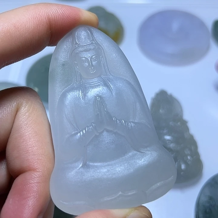 定制翡翠未镶嵌挂件