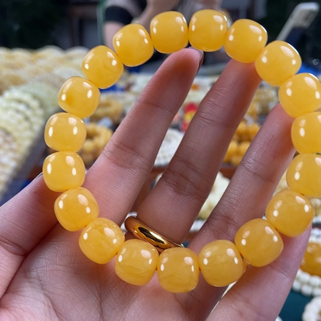 琥珀未镶嵌珠宝奇石11+ 18.89 鸡油红同料