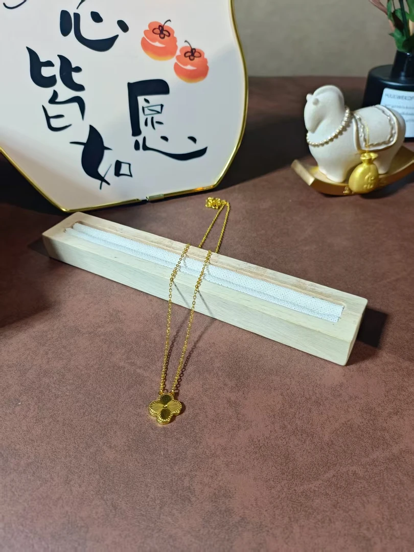 精选DIY项链镭射四叶草XL014