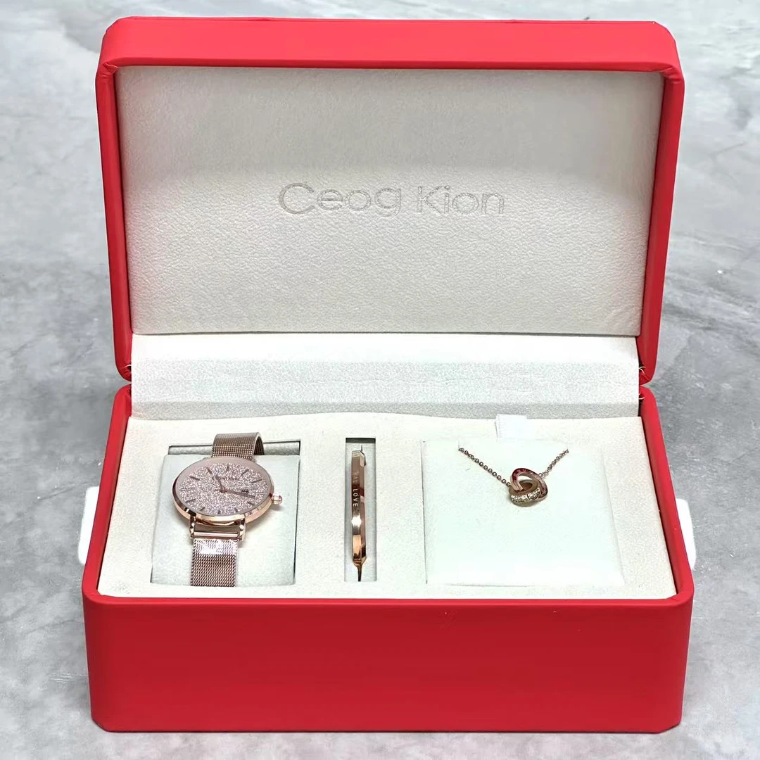 礼盒装手表手环项链饰品三件套摆件