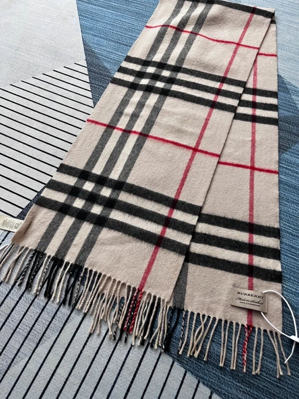 95新 BURBERRY/博柏利 米灰色格纹围巾168*30