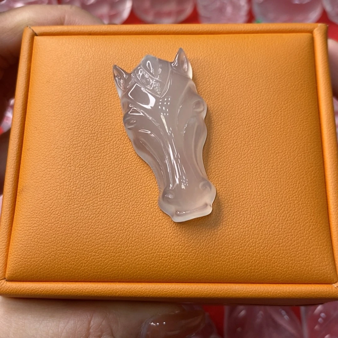 石英质玉未镶嵌吊坠